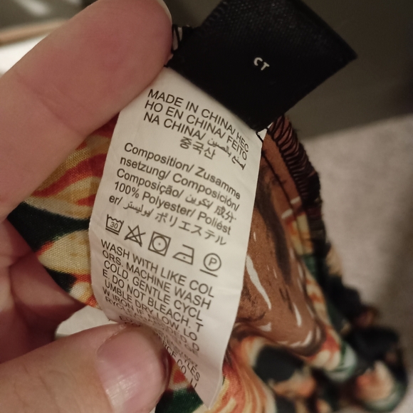 Sunflower Print Black Romper - Picture 8 of 9